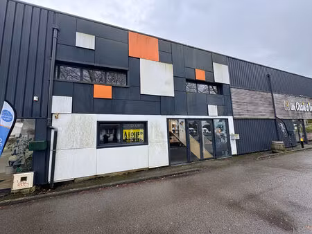à louer - local d'activité 300 m² ? axe entrant majeur de brest
