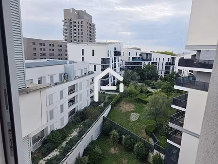 location meublée appartement 3 pièces 64 m² à toulouse (31000)  1 080 €