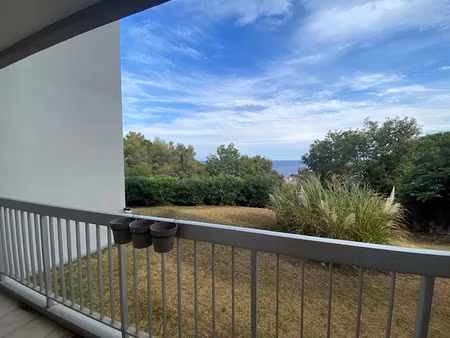 location appartement 2 pièces 54 m² à bastia (20200)  700 €