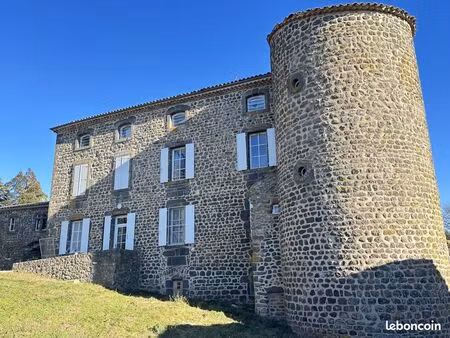 appartement 3 pièces 69 m²