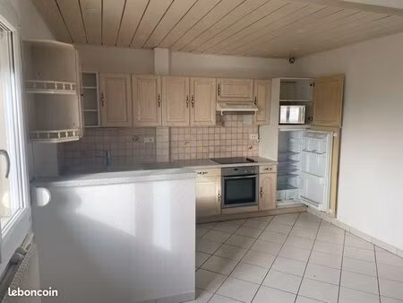 loue t2 de 60 m2 à villers avec chauffage