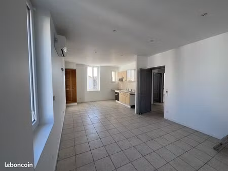 à louer – appartement t3 lumineux dans une petite résidence à le teil