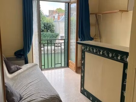 studio équipé 15m2 centre montargis proche gare