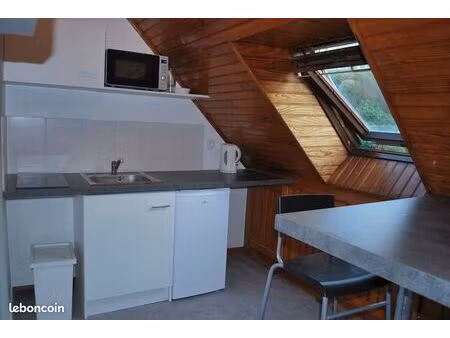 b22 loue meublé morlaix  adsl  buanderie  pkg