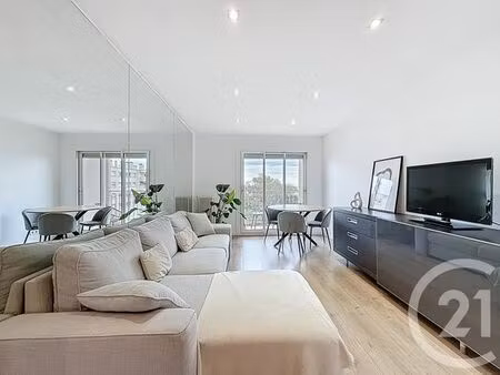 appartement f3 à louer - 3 pièces - 61 51 m2 - antibes - 06 - provence-alpes-cote-d-azur