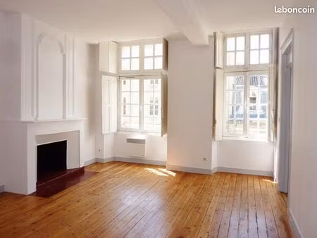 beau t3 calme et lumineux - hypercentre