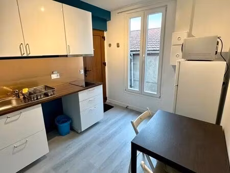 studio 1 pièce 22 m²