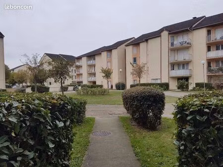 studio 1 pièce 31 m²