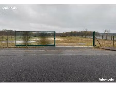 terrain en zone artisanale