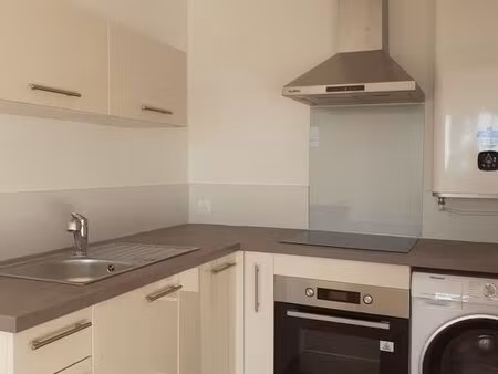 p2 castanet - parking et terrasse