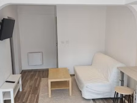 studio meublé gare sncf chateaucreux