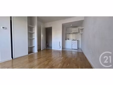 appartement studio à louer - 1 pièce - 22 71 m2 - suresnes - 92 - ile-de-france