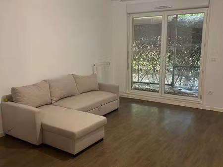 location meublée appartement 2 pièces 48 m² à gennevilliers (92230)  1 295 €