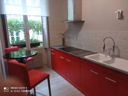 location appartement 3 pièces à bordeaux (33000)  1 420 €