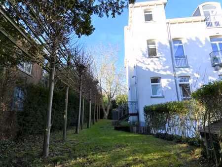 appt 2 ch + jardin + garage