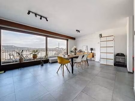 penthouse de 130 m² à proximité du centre de liège