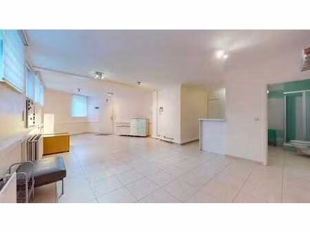 calabre - spacieux bureau +/- 56m2 (poss. réaffectation)