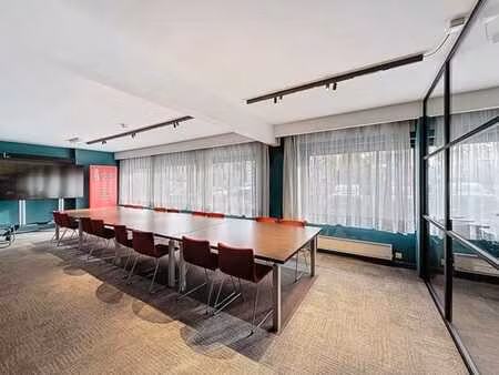 montgomery  superbe bureau rénové