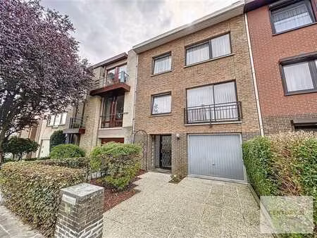 maison bel étage  3 chambres  garage et jardin