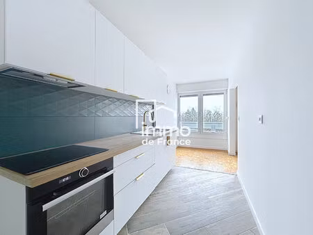 appartement t3 rénové de 76 m² en plein centre de saint genis pouilly