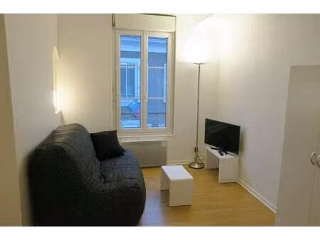 location appartement t1 meublé à angers centre (49000) : à louer t1 meublé / 18m² angers c