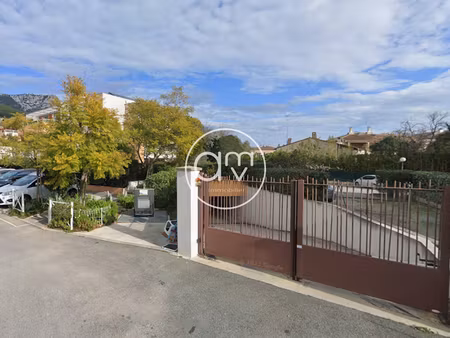 location parking 15.83 m² à la valette-du-var (83160)  127 €