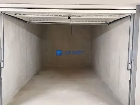 location parking à marseille 11ème (13011)  153 €