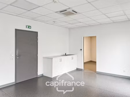 location locaux professionnels 2 pièces 30 m² à castelculier (47240)  570 €