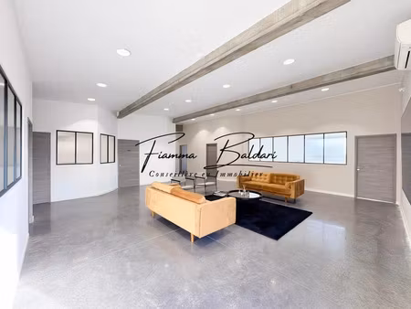 location locaux professionnels 1 pièce 10 m² à biguglia (20620)  345 €