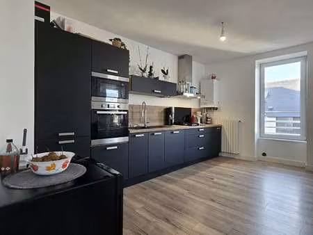 vente appartement 4 pièces piscine à landivisiau (29400) : à vendre 4 pièces piscine / 64m
