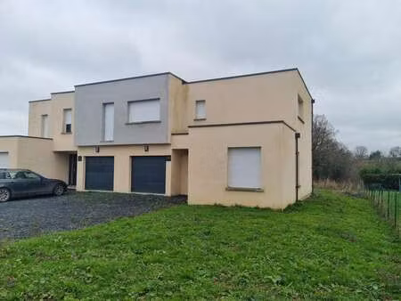 location maison à saint-georges-d'elle (50680) : à louer / 122m² saint-georges-d'elle