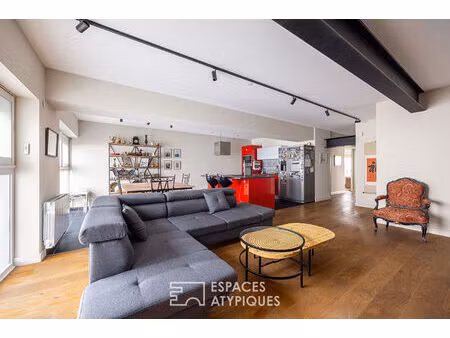 loft avec patio privatif à deux pas du métro république