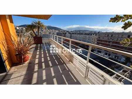 unique!! gare du sud splendide appartement de 99m2 avec 80 m2 de terrasse  étage élevé  tr