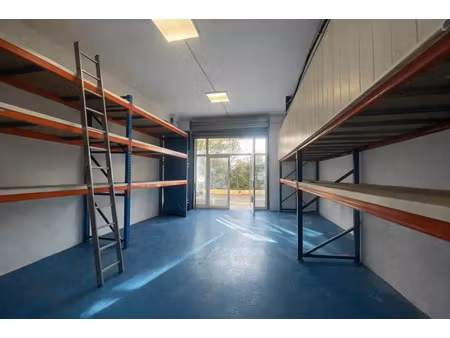 murs libres à la vente