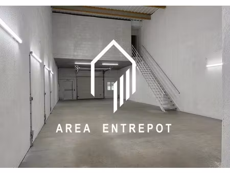 local grande hauteur et visibilité