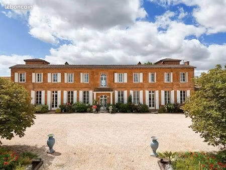 toulouse 31 balma maison : domaine du xviii° de 450 m² + 1 ferme de 450 m² + 2 annexes de 