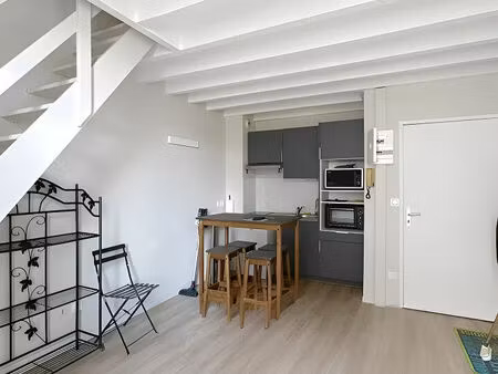 à louer   appartement t1 bis en duplex meublé 30 m² bordeaux (rue pomme d'or)