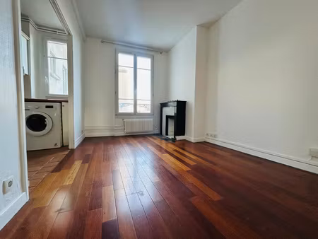 le pré saint gervais limite paris 19ème :