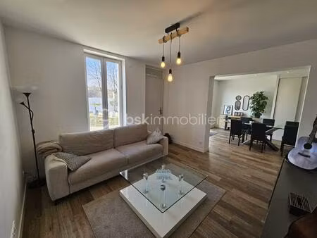 appartement de 85 m² à rives