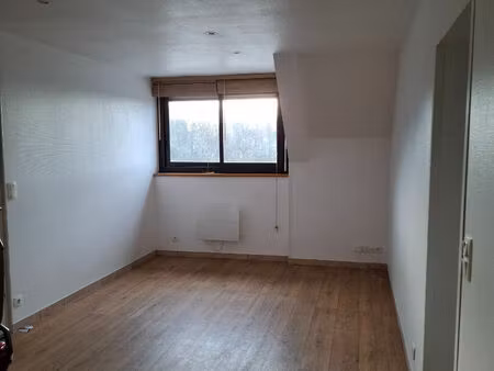 appartement 2 pièces à louer au centre-ville de le rheu