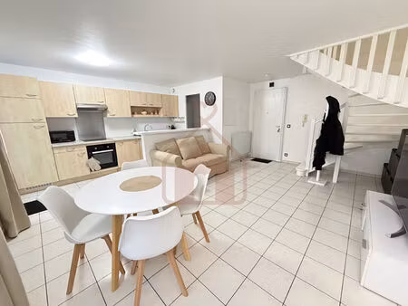 maison meubléthiais 3 pièce(s) 58.10 m2 avec parking