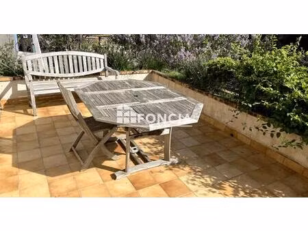 gare et commodités à pied  maison 4 chambres en parfait état