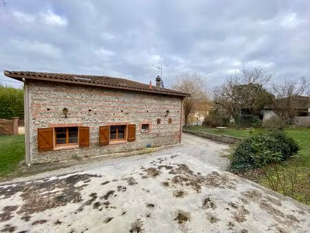 grande maison de village à louer sur lacroix-falgarde (31120)