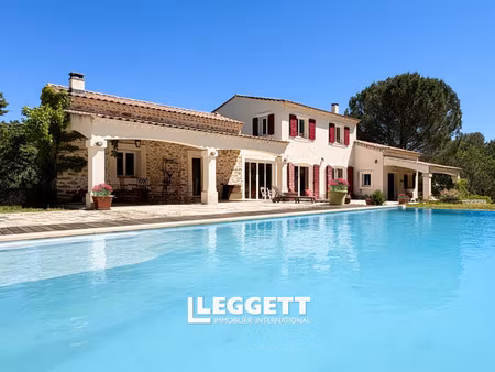 maison 9 pièce(s)  trets