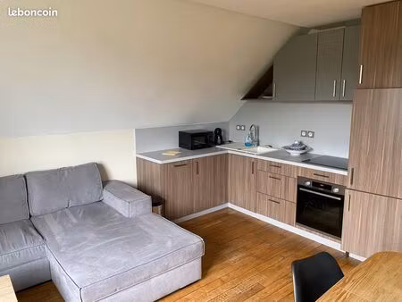 location t3 rénové rue des cras