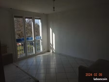 t2 45m2 à smh proximité campus