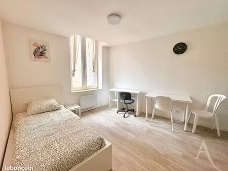 studio 1 pièce 18 m²