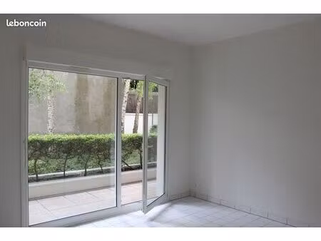 t2 reims hotel de ville