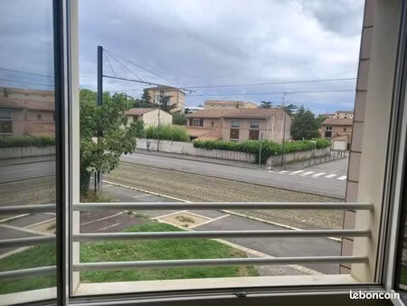 t1 bis 32m2 avec balcon de 4m2 à blagnac