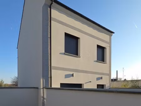 villa 5 pièces 104 m²